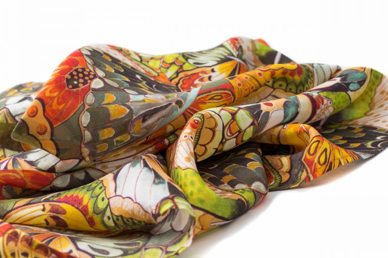 Habotai 8: Bright soft and with fall. 8mm.